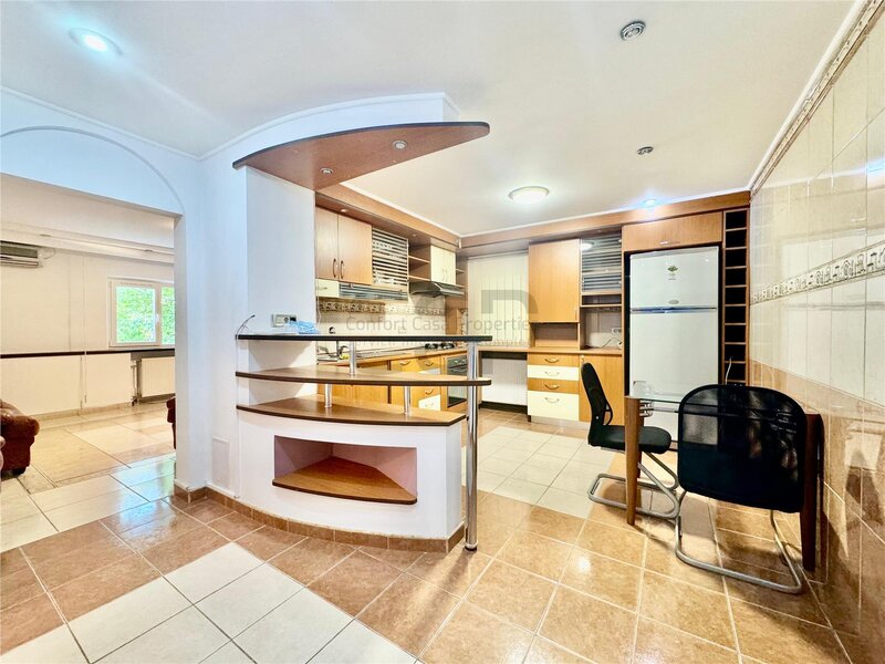 Nerva Traian, Mircea Voda, centrala termica, 10 minute metrou.